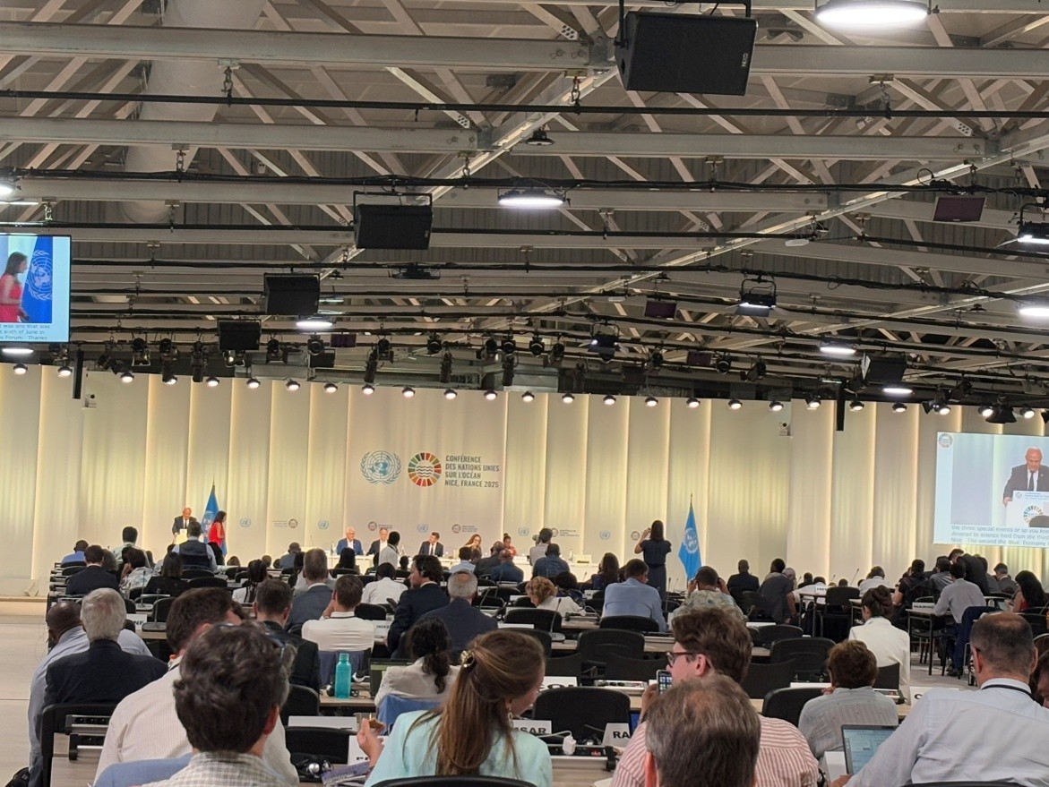 Government representatives and non-governmental participants (at a restricted number) joined UNOC3’s Plenary to deliberate on the Nice Ocean Pact and related processes (credits: Wenwen Lyu)
